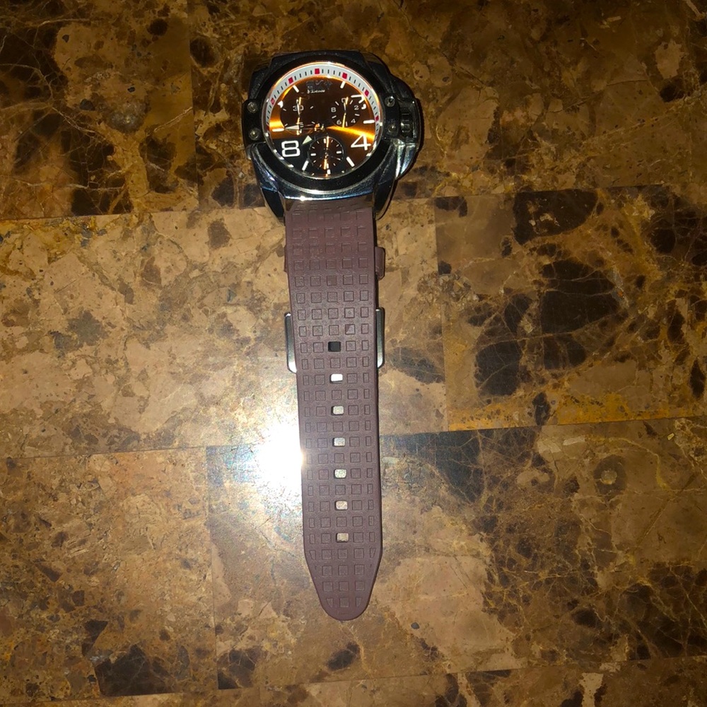 Selling because I don’t use and it is brand new